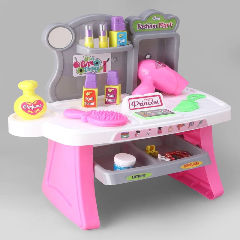 Mamma Mia Fashion Mart Makeup Set Multicolor – 20 Pieces