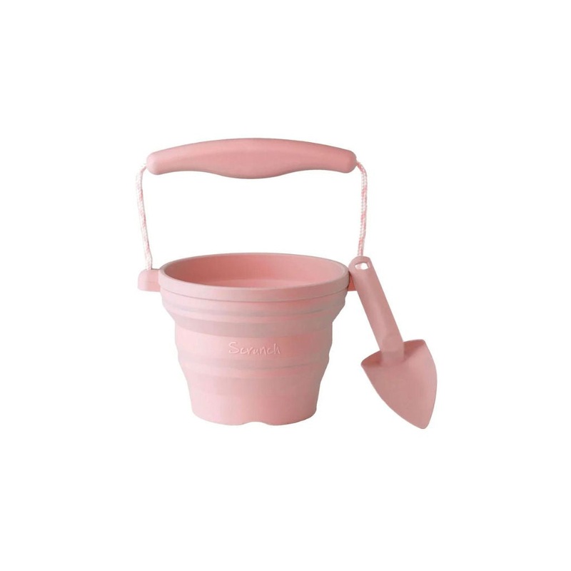 Scrunch in the Garden  seedling pot and trowel