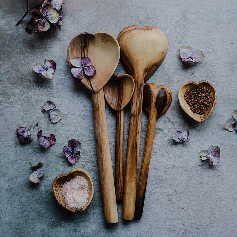 Wild Olive Wood Heart Spoon S97473531