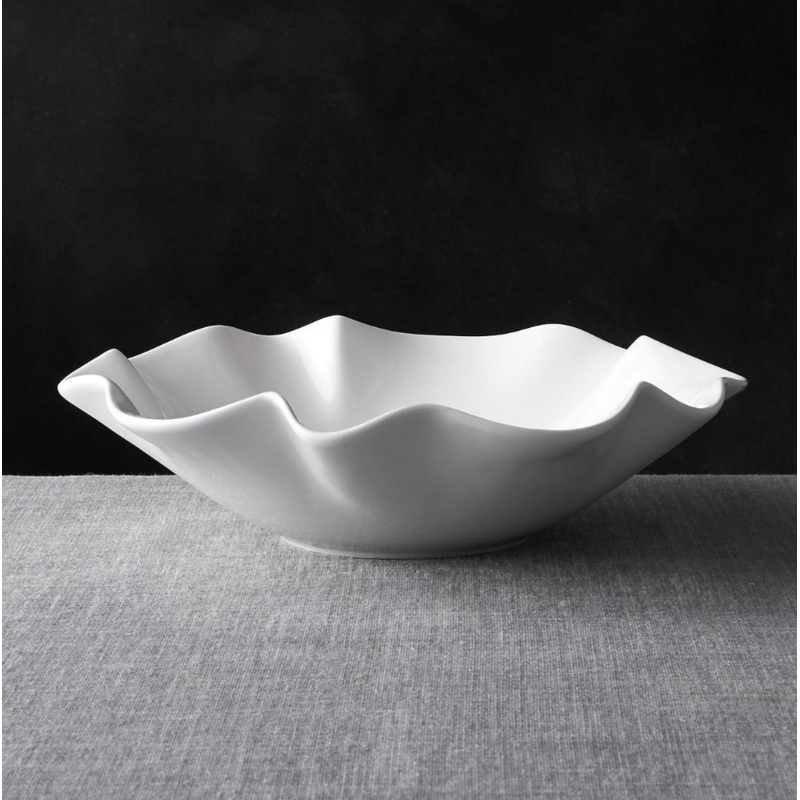 White Ruffle 15 Large Bowl S97430218