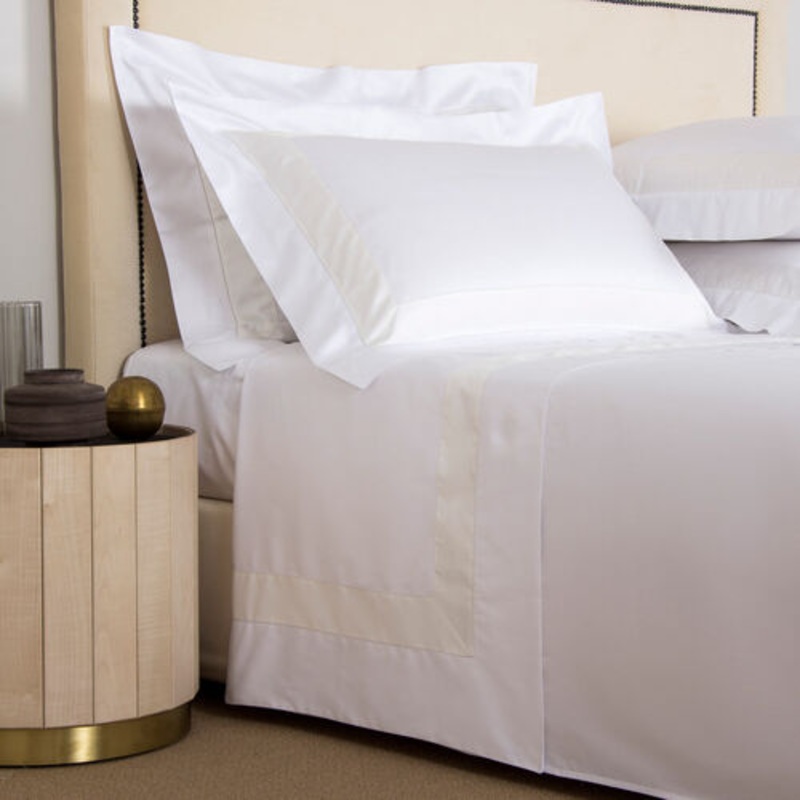 Bicolore Sheet Set in White-Milk