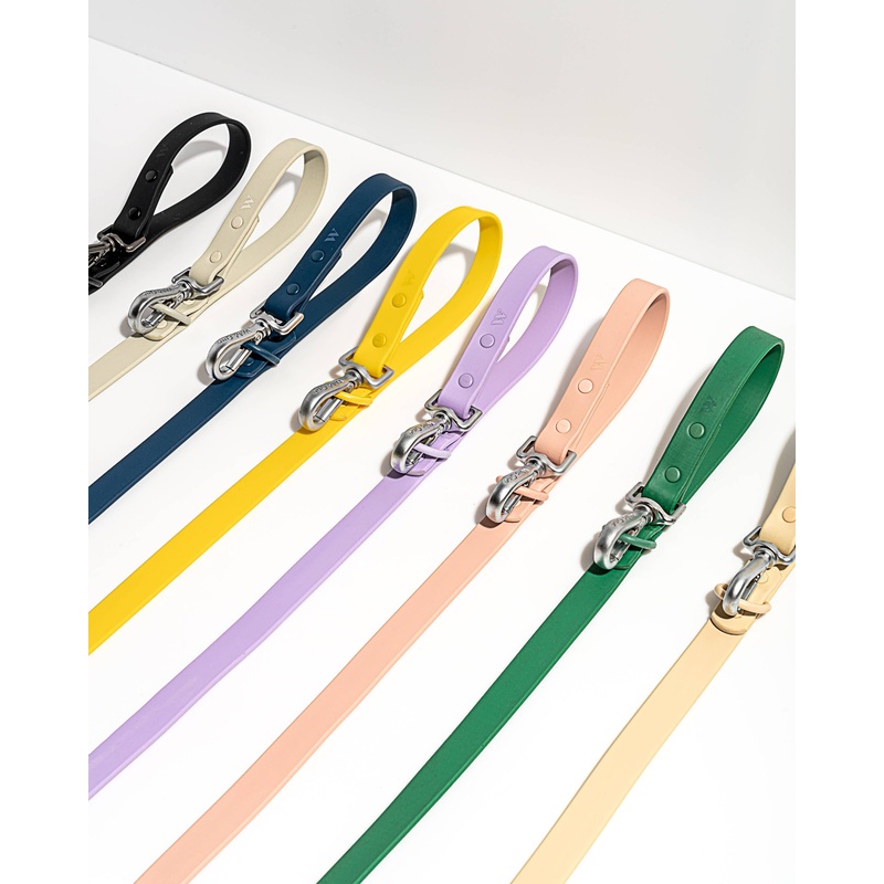 Wild One – Adjustable Waterproof Dog Leash SMALL Lilac