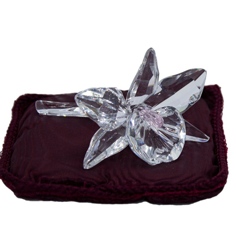 Swarovski Figurine: 200287 Orchid Light Pink Center