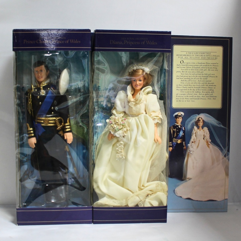 British Crown Colony Dolls: Princess Diana & Prince Charles