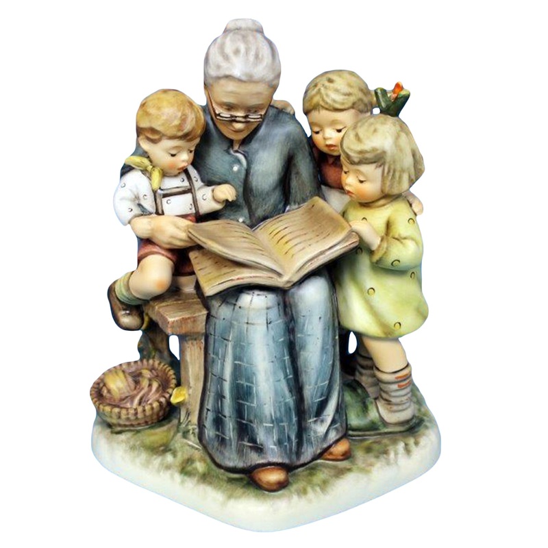 Hummel Figurine: A Story From Grandma – 620