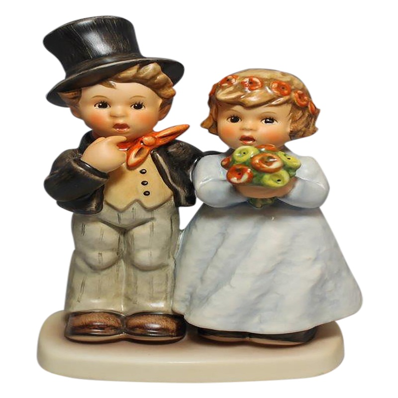 Hummel Figurine: Dearly Beloved – 2003