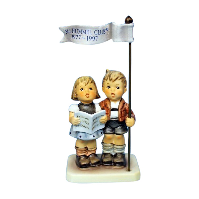 Hummel Figurine: Celebrate with Song – 790