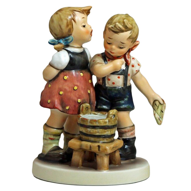 Hummel Figurine: Bath Time – 412