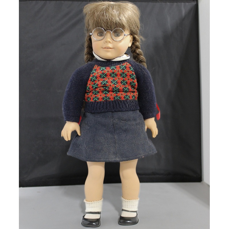 1996 American Girl Molly Mclntire Doll