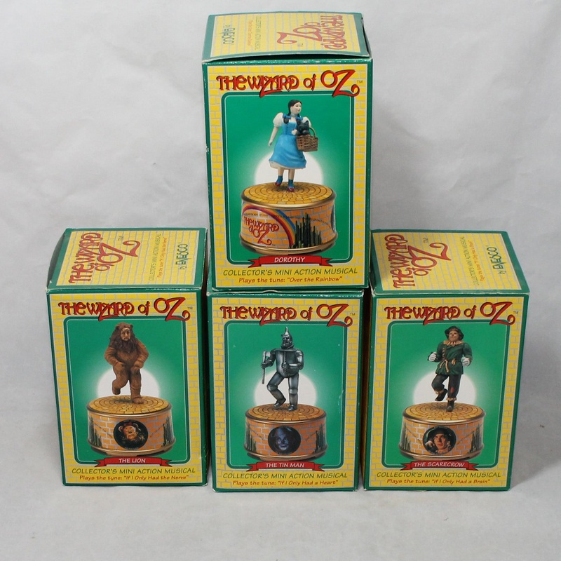 Wizard of Oz: Musical Mini Action Figurines – set of 4