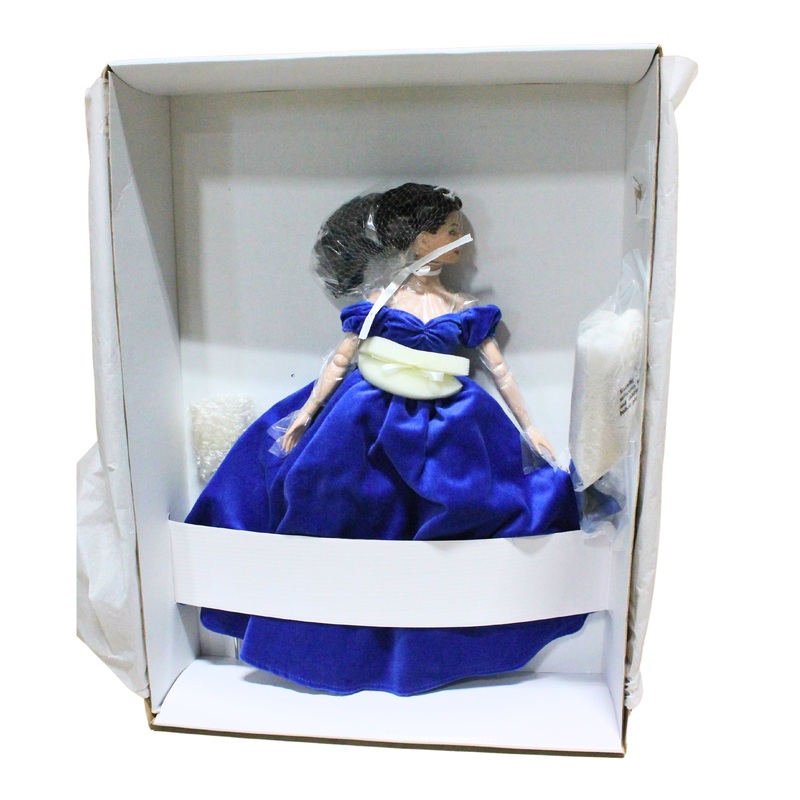 Tonner | Portrait | Non-Mint Box