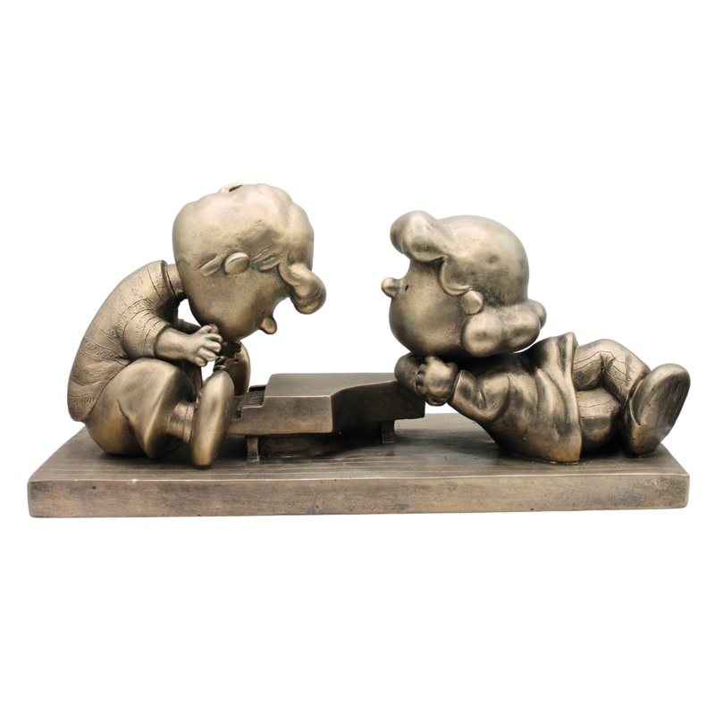 Austin Sculpture Peanuts Gang – Linus and Lucy Private Recital | Please Read