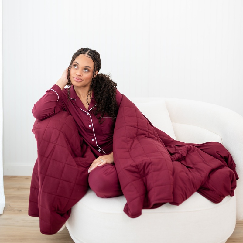 Adult Quilted Blanket in Burgundy 2.5