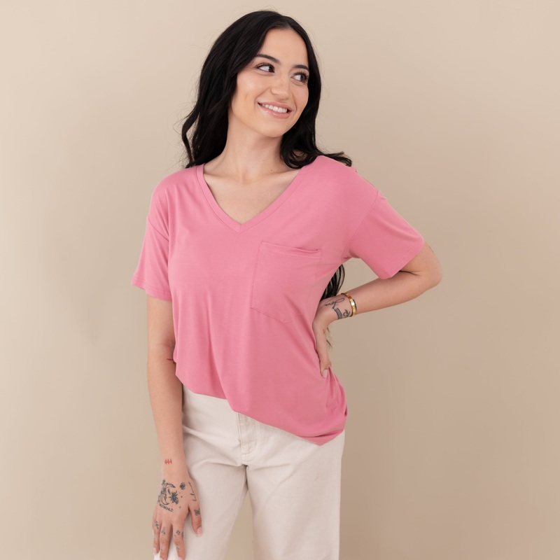 Womens Relaxed Fit V-Neck in Apple Blossom