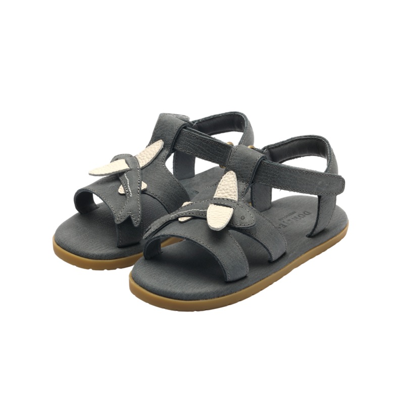 Lee Sea | Flying fish | Petrol Leather