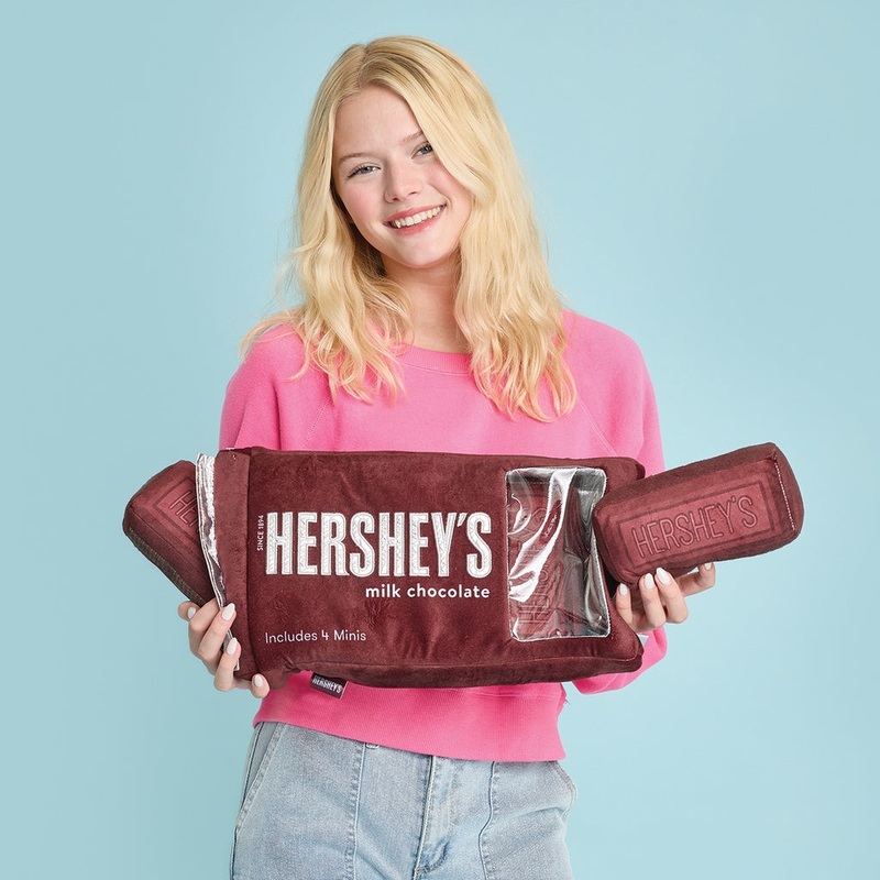 Iscream Hershey’s Milk Chocolate Bar Plush