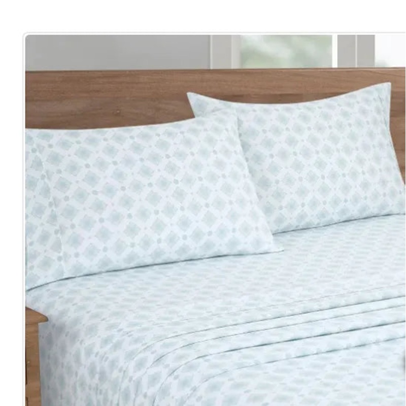 South Point Home Fashions Luxurious Microfiber 4-Piece Sheet Set (See Description)