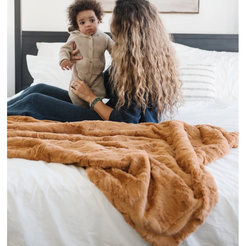 Copper Patterned Throw Blanket – Extra Large