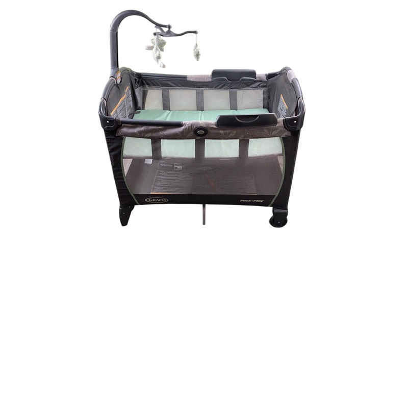 Graco Pack ‘n Play Change ‘n Carry Playard, Manor