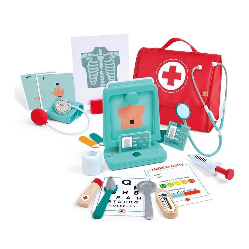 Hape – Little Doctor’s Medical Set